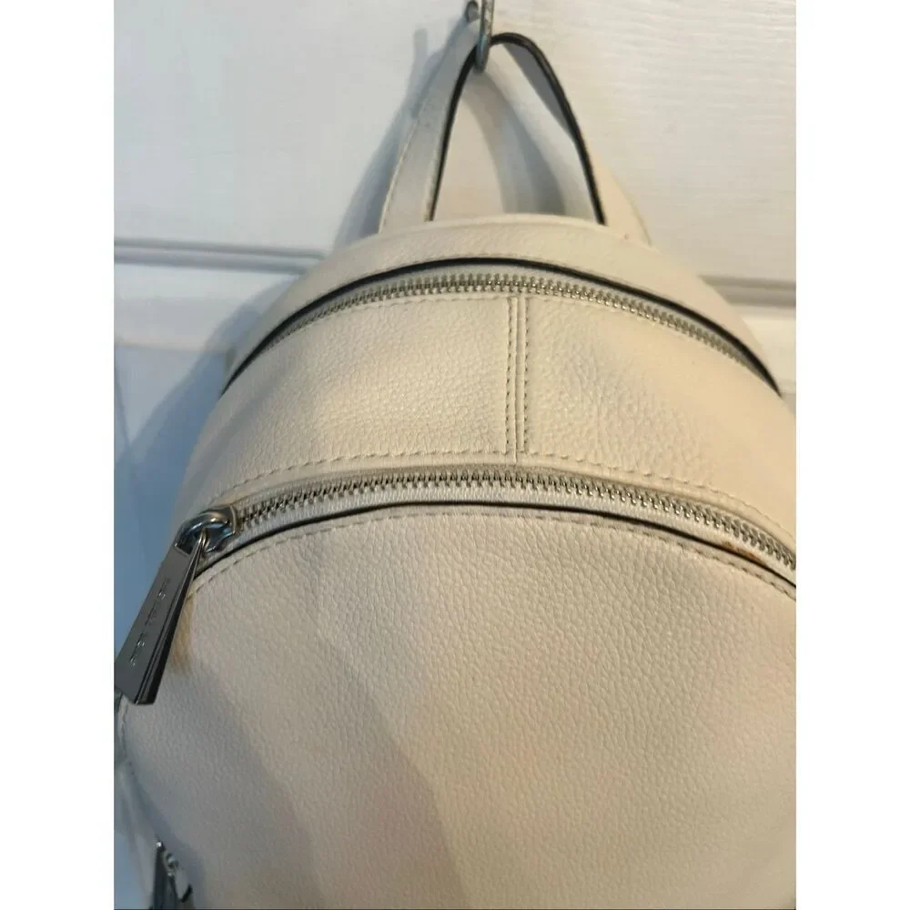 MICHAEL KORS RHEA ZIP BACKPACK PEBBLE LEATHER WHITE/SILVER